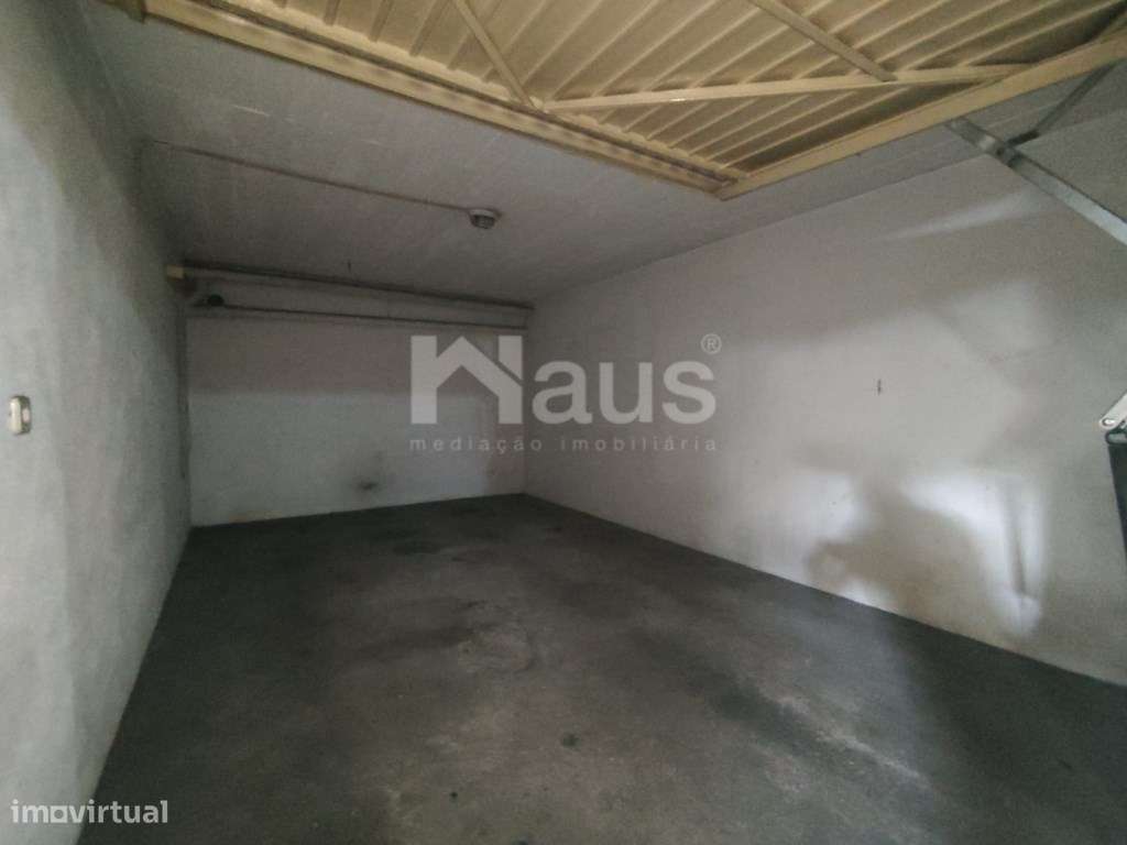 Garagem individual inserida cave - Grande imagem: 5/5