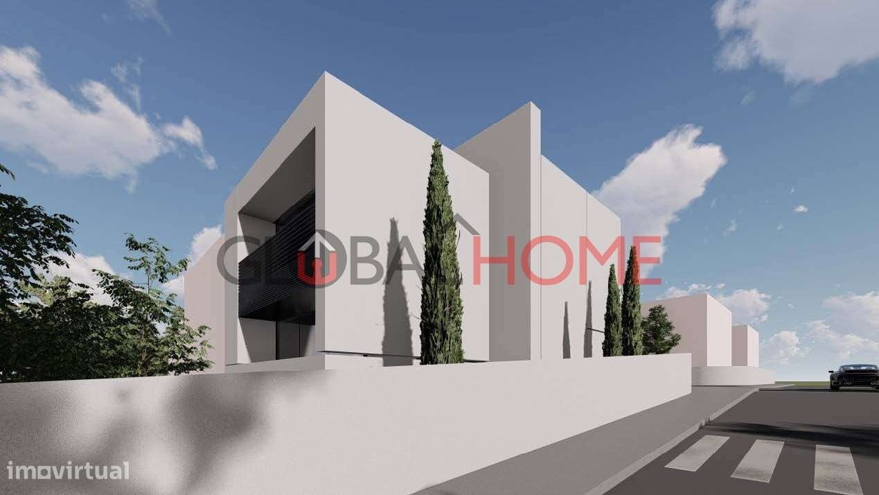 Moradia Nova de 3 Frentes em São Pedro da Cova-6