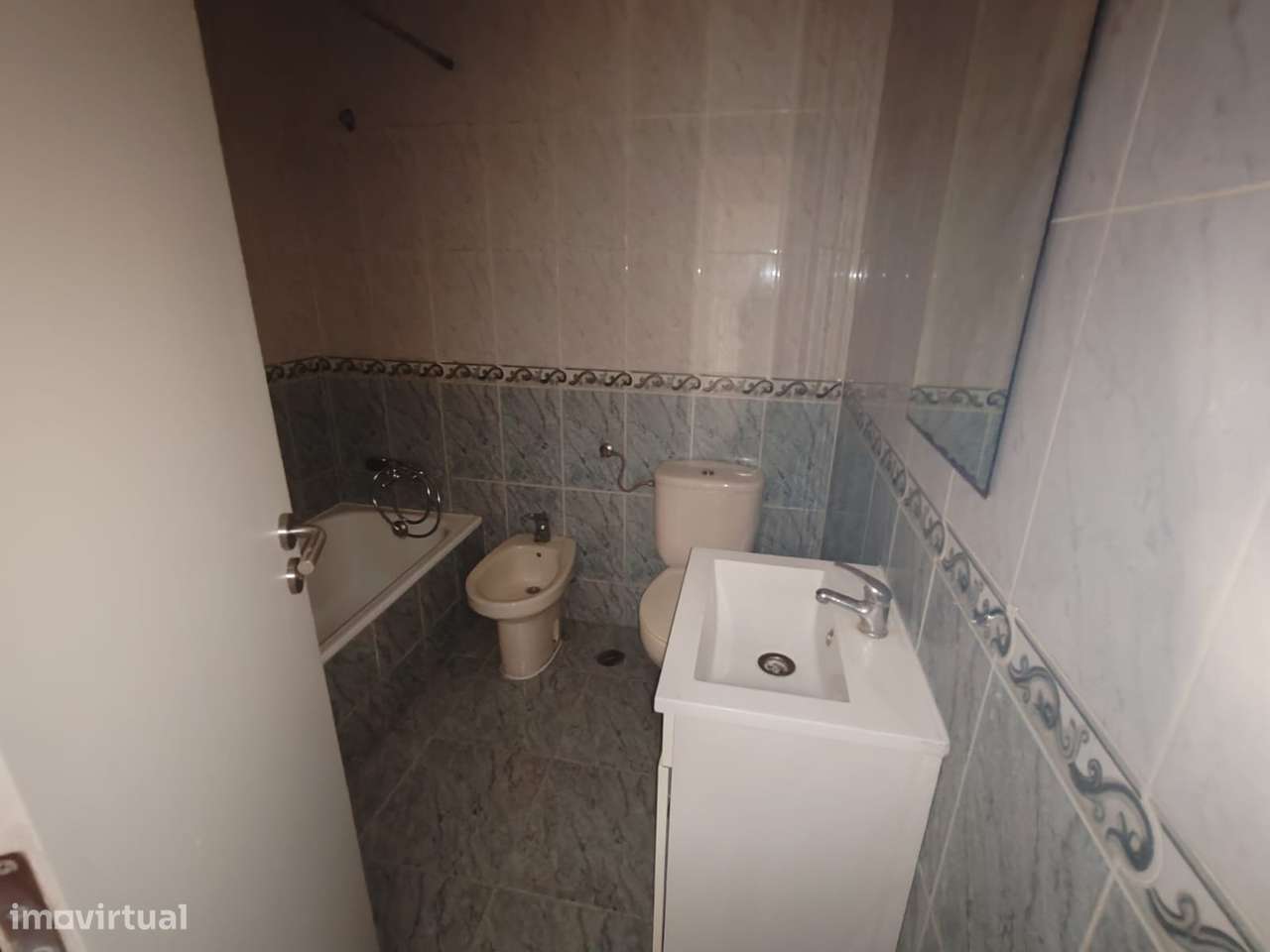 Apartamento T1 para arrendar – Reboreda - Grande imagem: 4/6