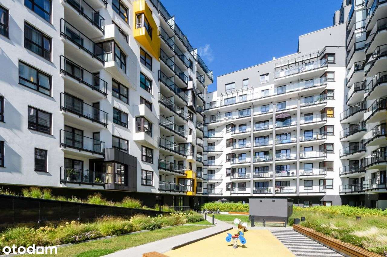 Skierniewicka, 2 pok. z balkonem na ostatnim piętr-11