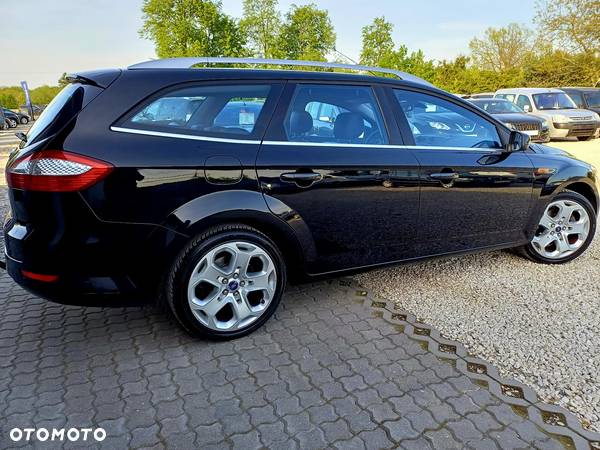 Ford Mondeo 2.0 FF Titanium - 13