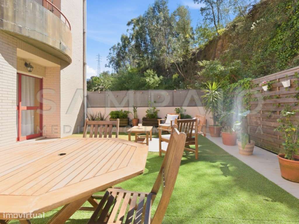 Apartamento T2 - Fânzeres - C/ Terraço!-5