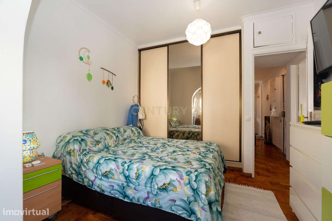 Apartamento T2 em Lisboa com Excelente Localização e Conforto-12