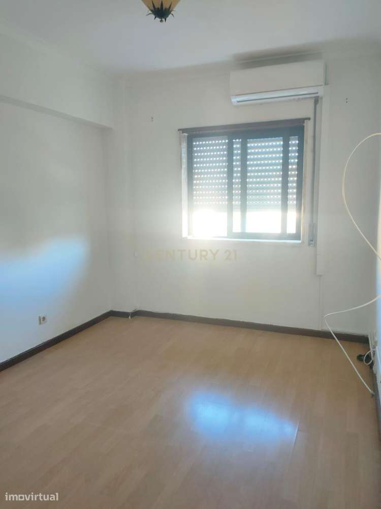 Apartamento T2 em Quinta do Conde, Sesimbra-8