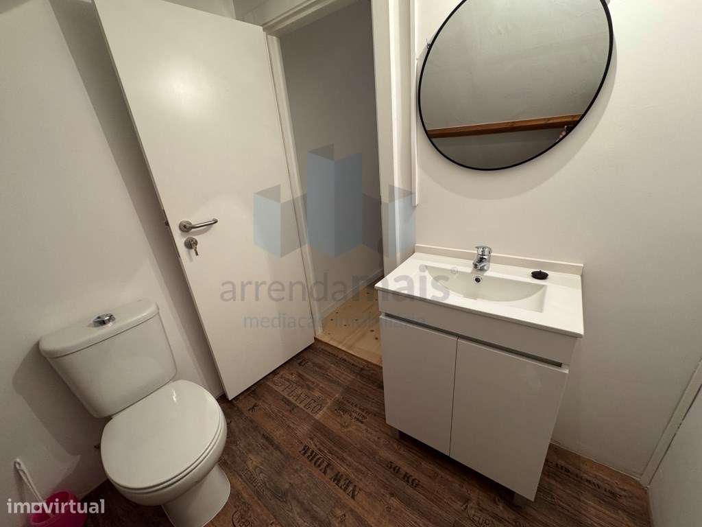 Arrenda-se Moradia em Coimbra para quatro estudantes, mobilada - Grande imagem: 3/17