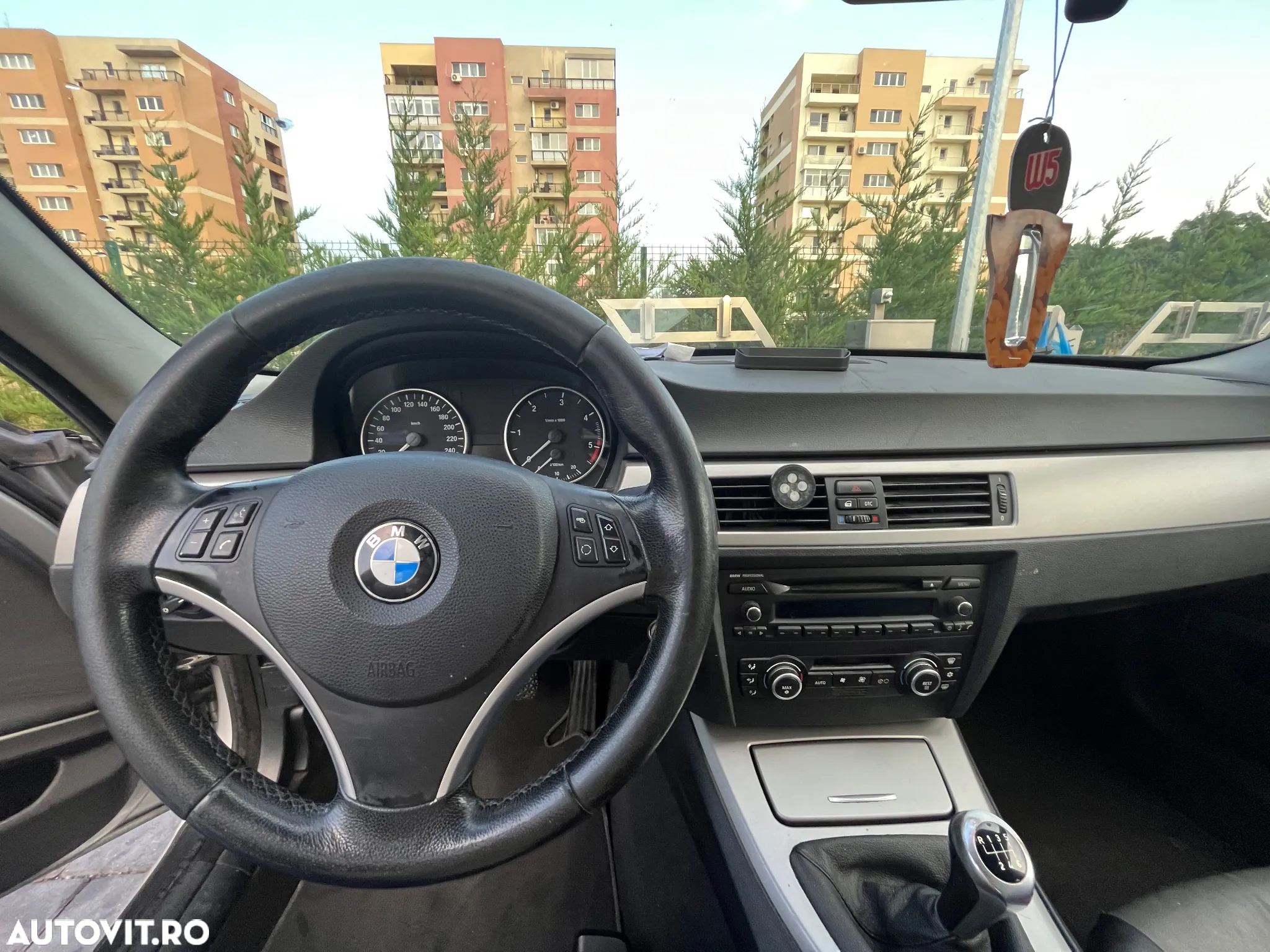 BMW Seria 3 320d Touring - 6