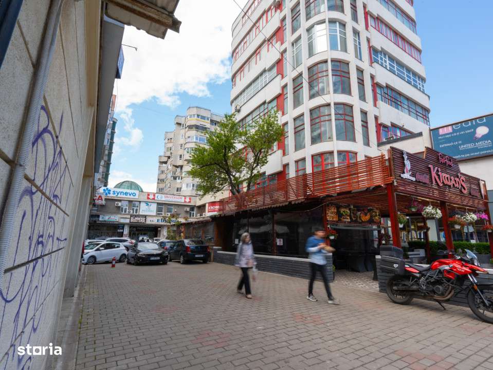 Spatiu Comercial Bd. Stefan cel Mare- 440 mp. Ideal pentru clinica. - Imagine principală: 4/19