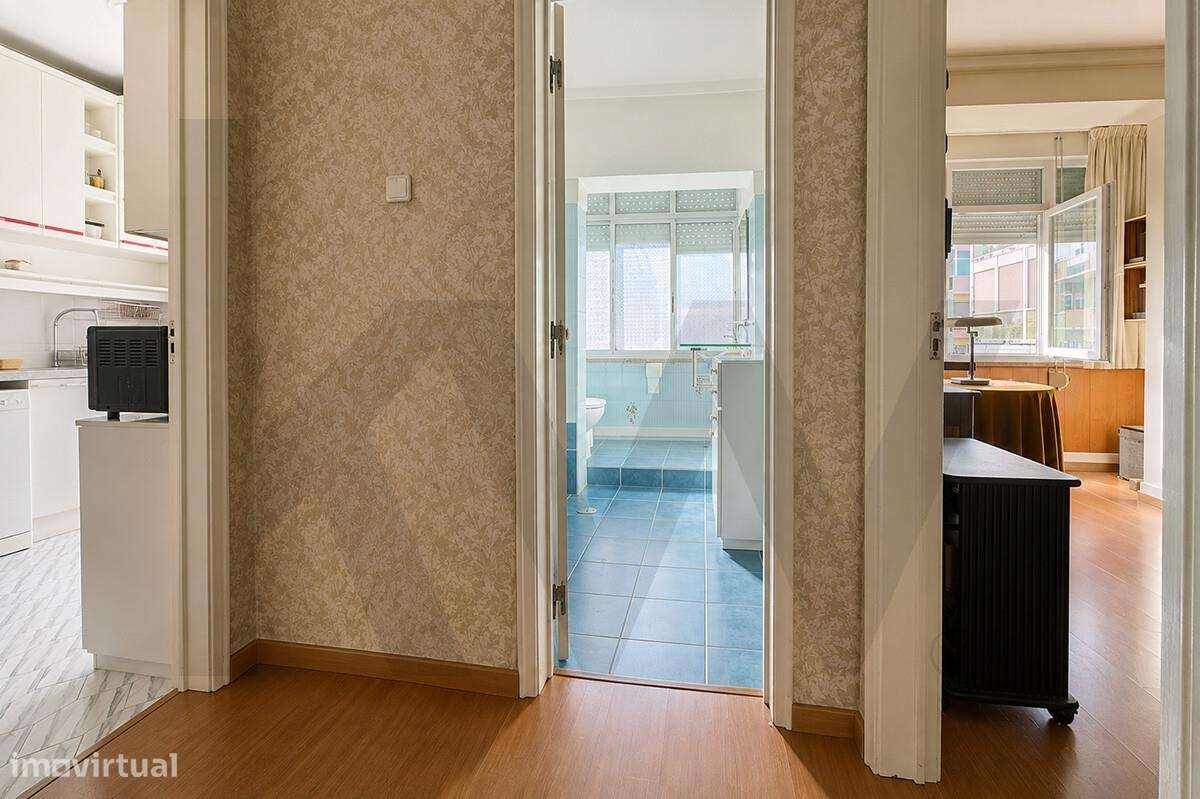Apartamento T2 Centro Damaia de Cima-19