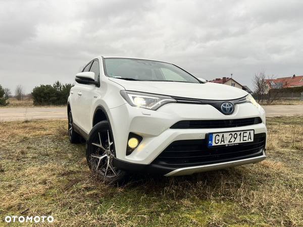 Toyota RAV4 - 6