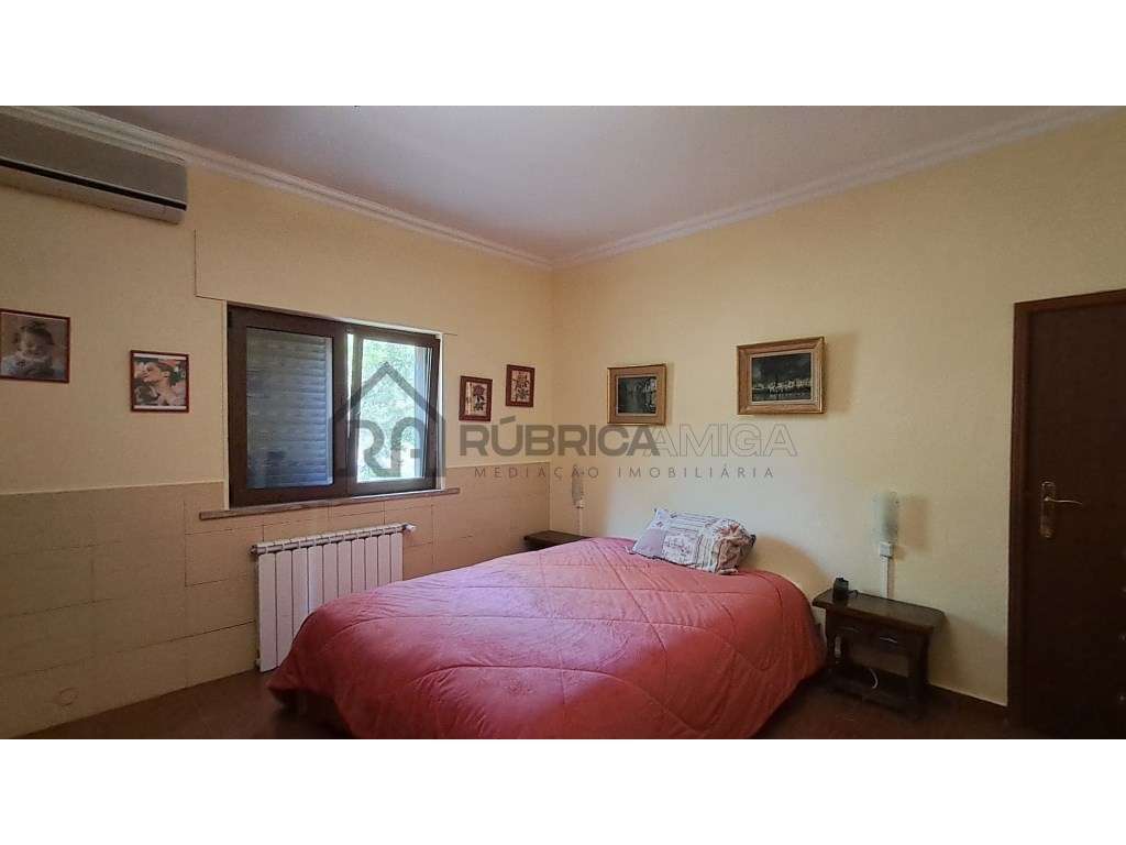 Moradia com características únicas, zona social excecional e vista ...-28