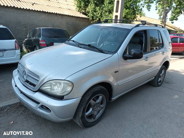 Dezmembrari  Mercedes-Benz ML / M-CLASS (W163)  1998  > 2005 ML 320 ( - 1