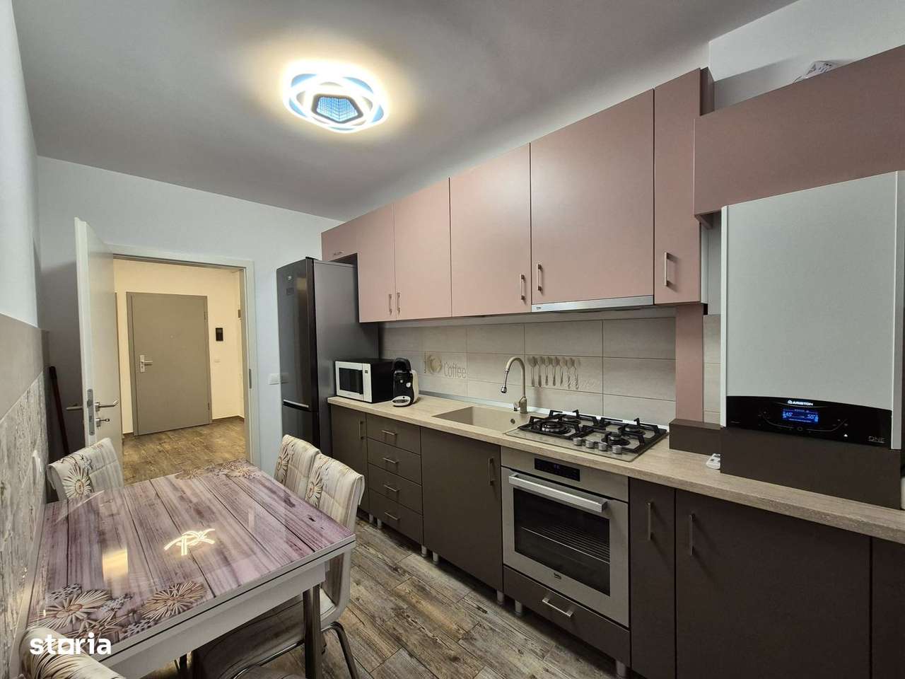 Zona Coresi, bloc nou, apartament cu loc de parcare, pet friendly - Imagine principală: 5/20