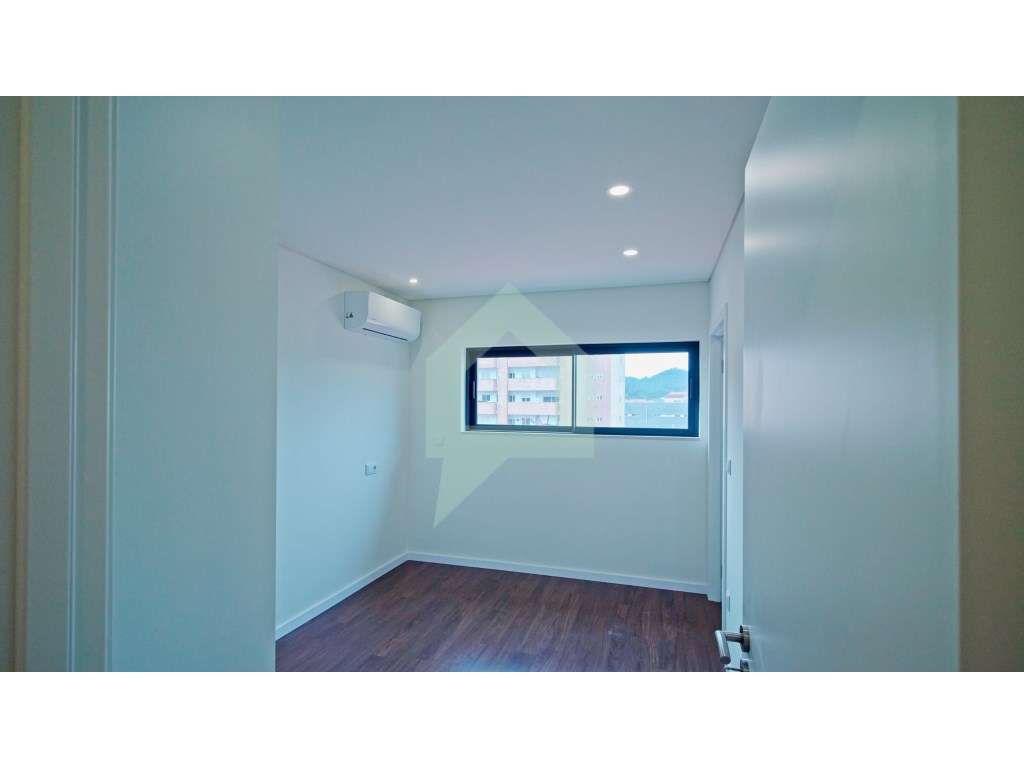 Moradia totalmente remodelada, com 3 quartos, na cidade de Barcelos.-35