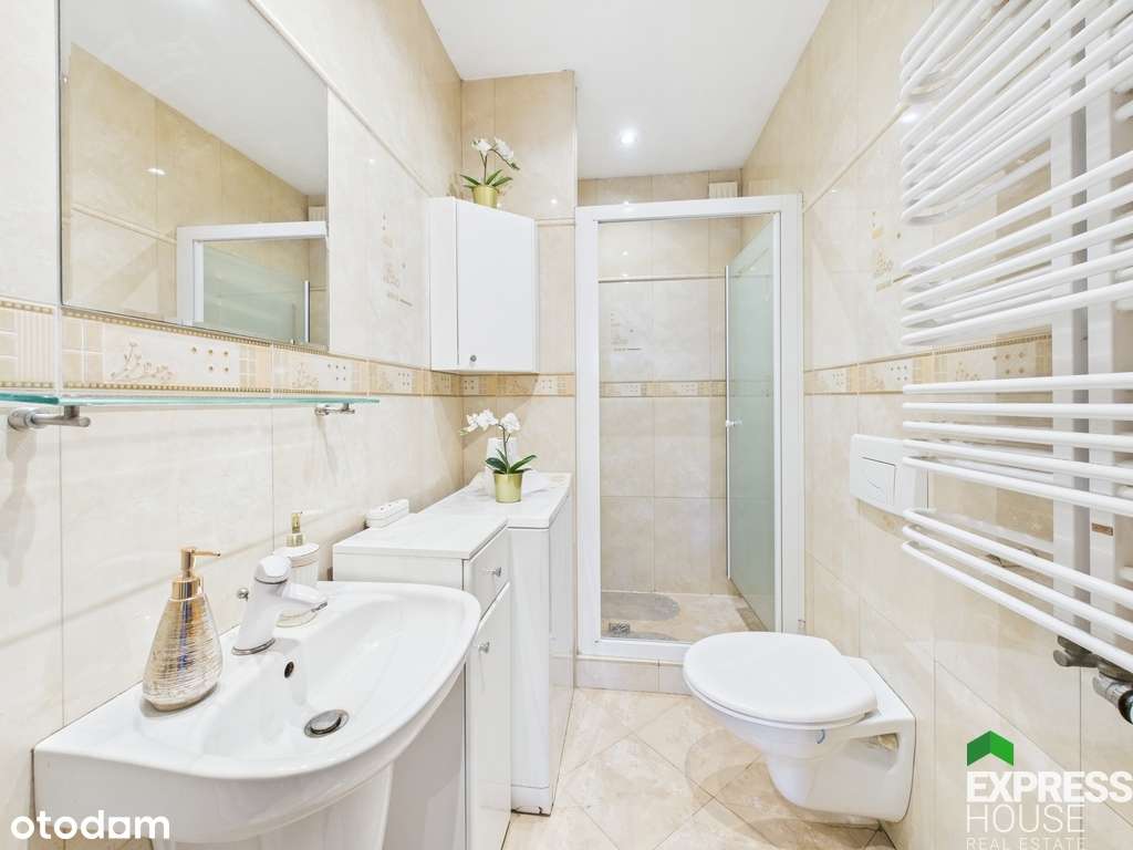 Dom 3 kondygnacje, 3 kuchnie, 3 łazienki, garaż - Pełny obrazek: 4/20