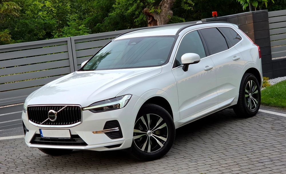 Volvo XC60 II (2017-) B4 B Momentum Pro 2022