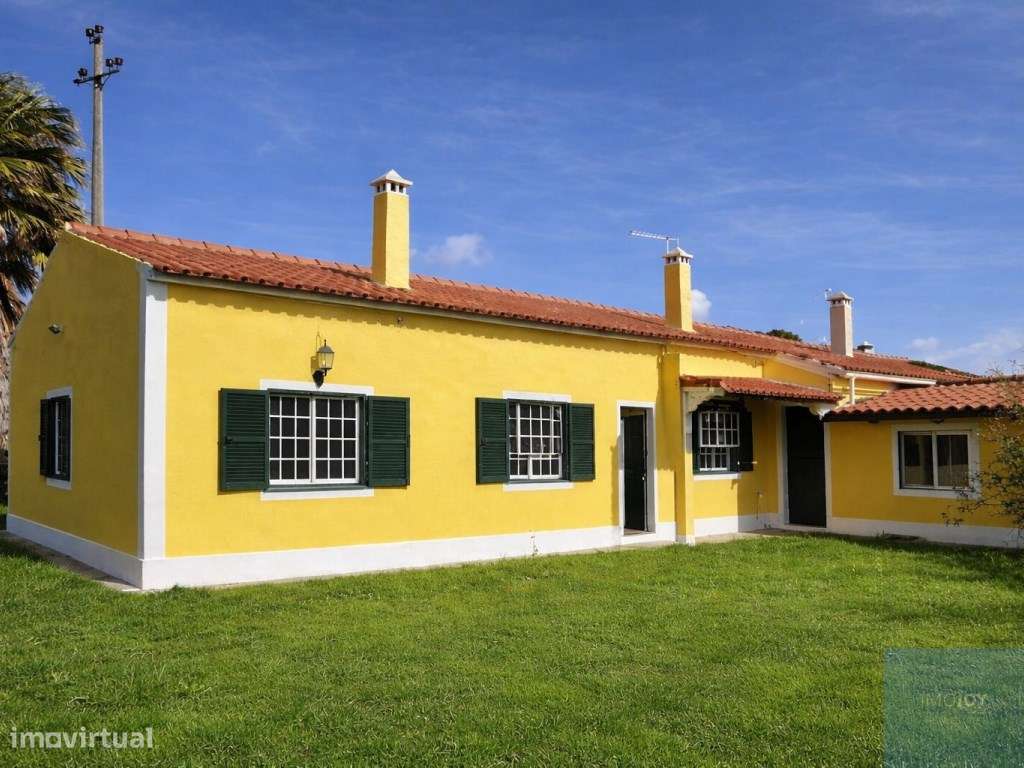 Moradia T3 com Piscina em Salvaterra de Magos - Grande imagem: 2/28