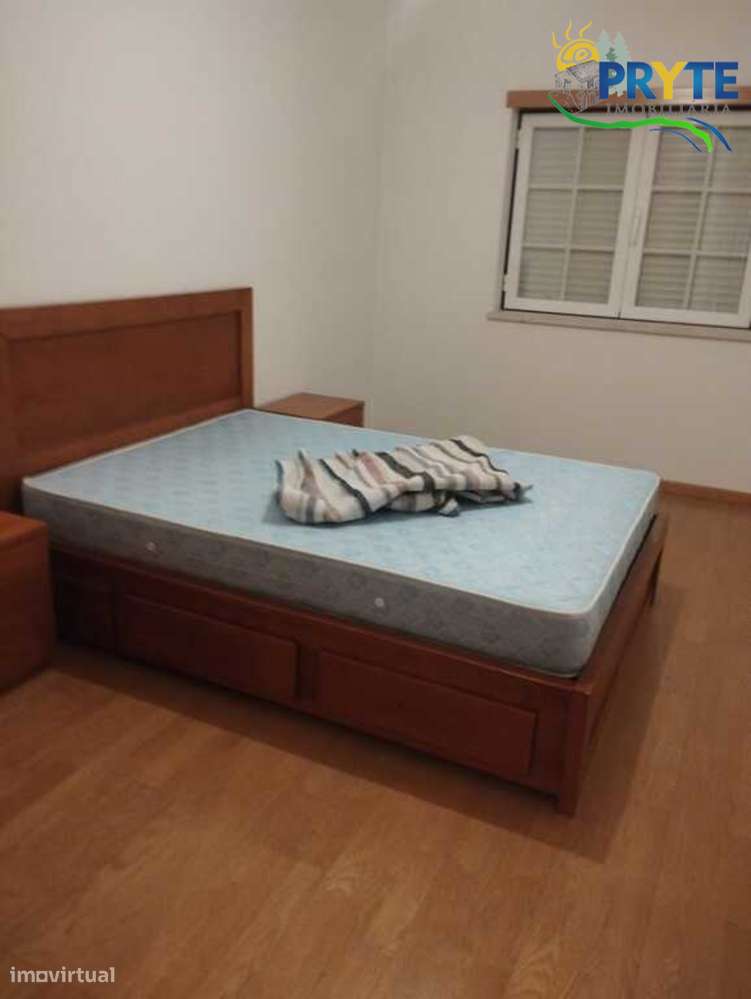 Apartamento T2 situado na Vila da Sertã-19