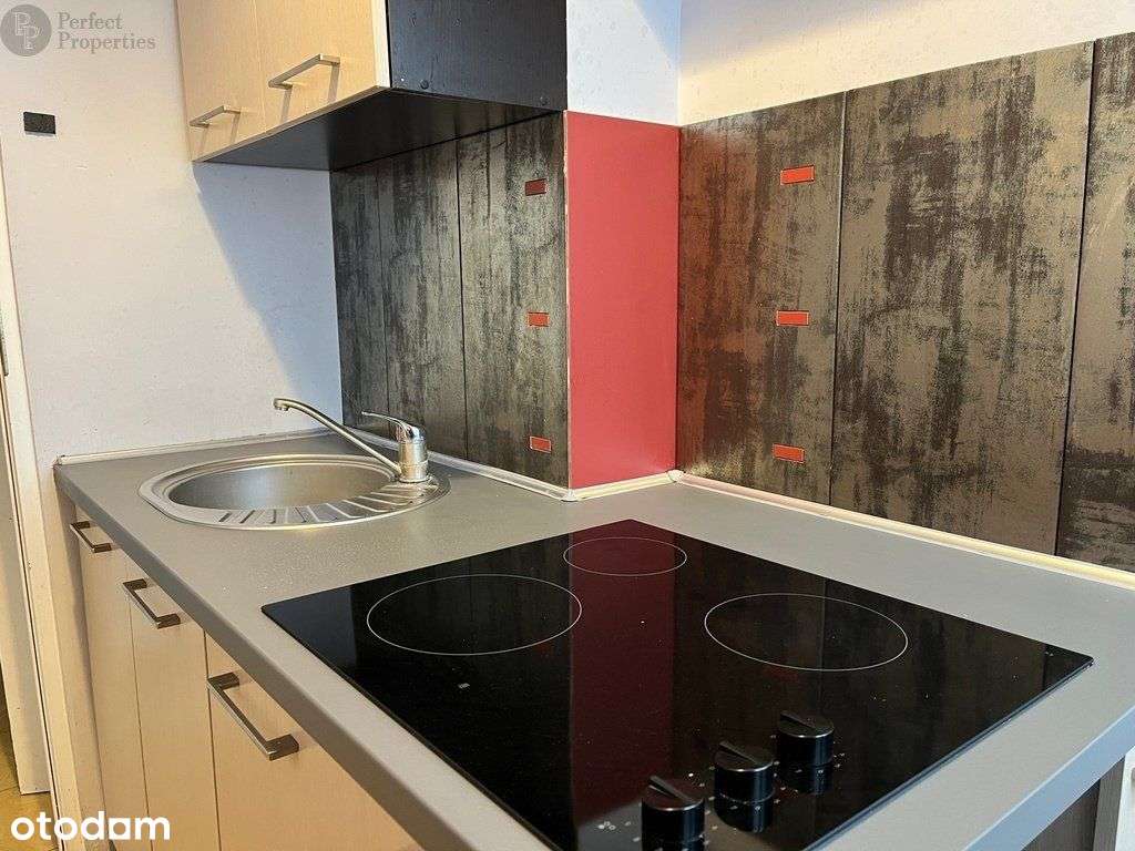 Włochy przestronna kawalerka-4