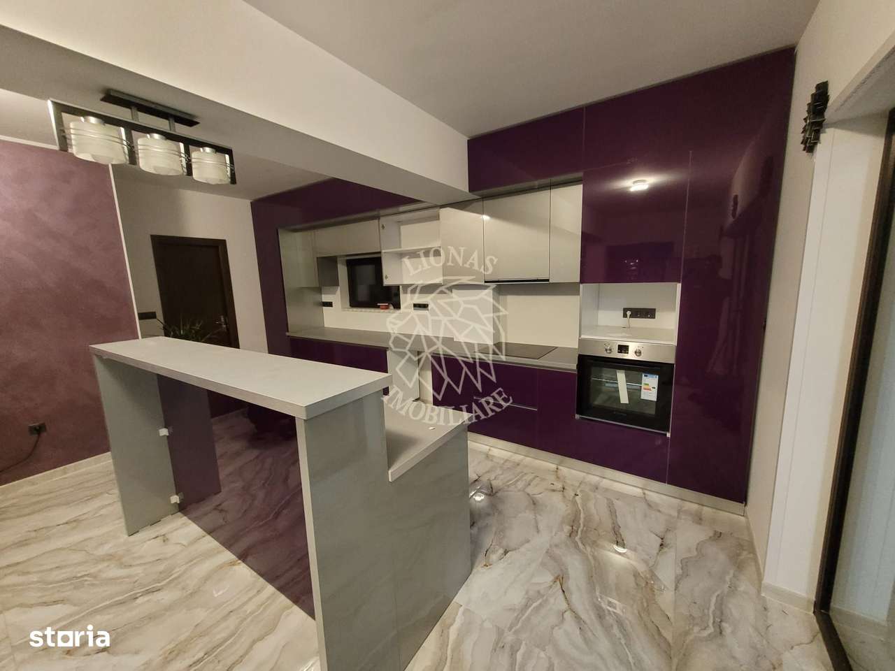 Casa de Lux 6 camere-480mp-teren 1100mp-service tinichigerie-Arcalia - Imagine principală: 1/8