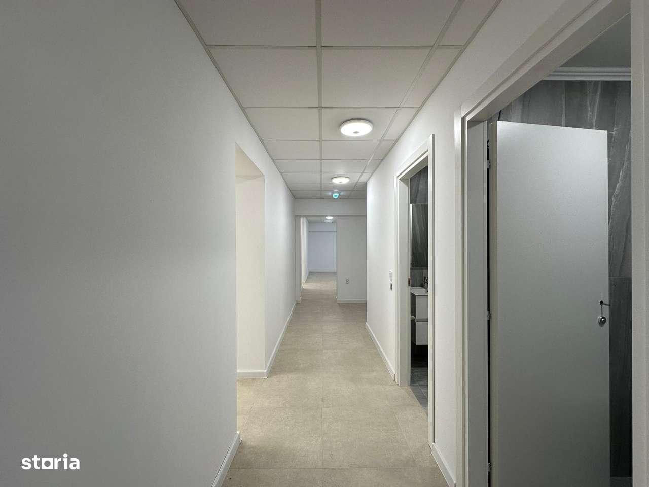 Spatii de la 30mp la 222mp, bd. Poitiers-15