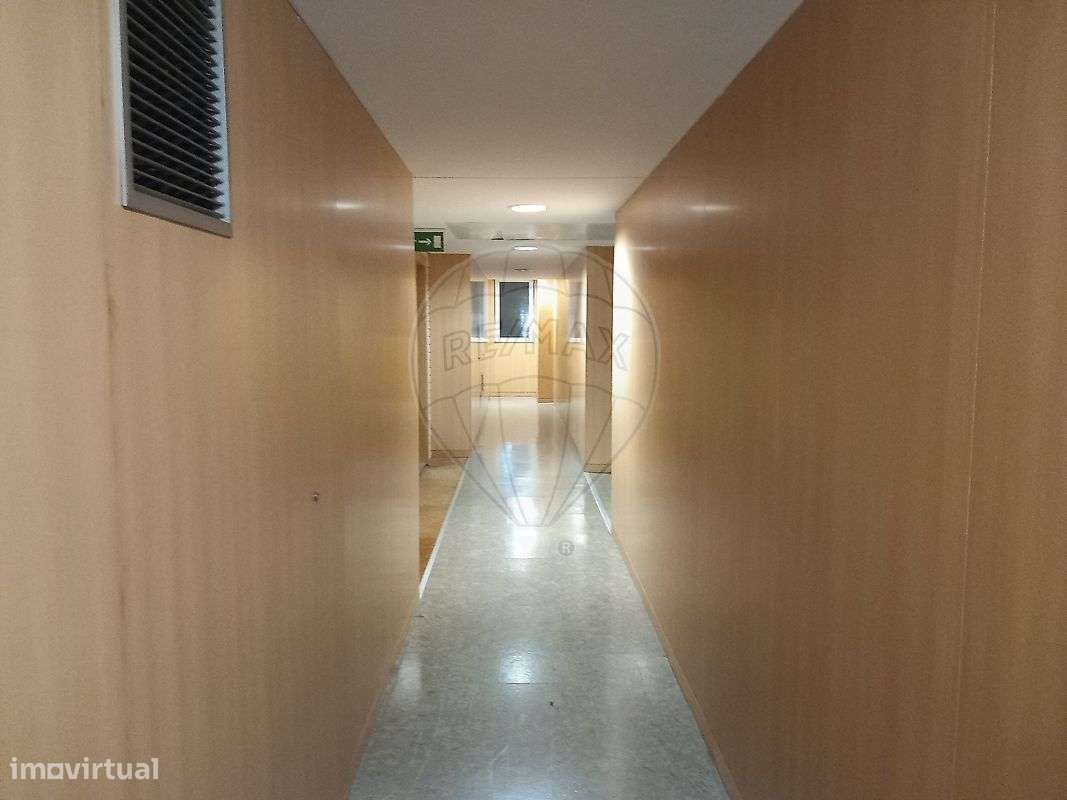 Apartamento T0 para arrendamento - Grande imagem: 4/19