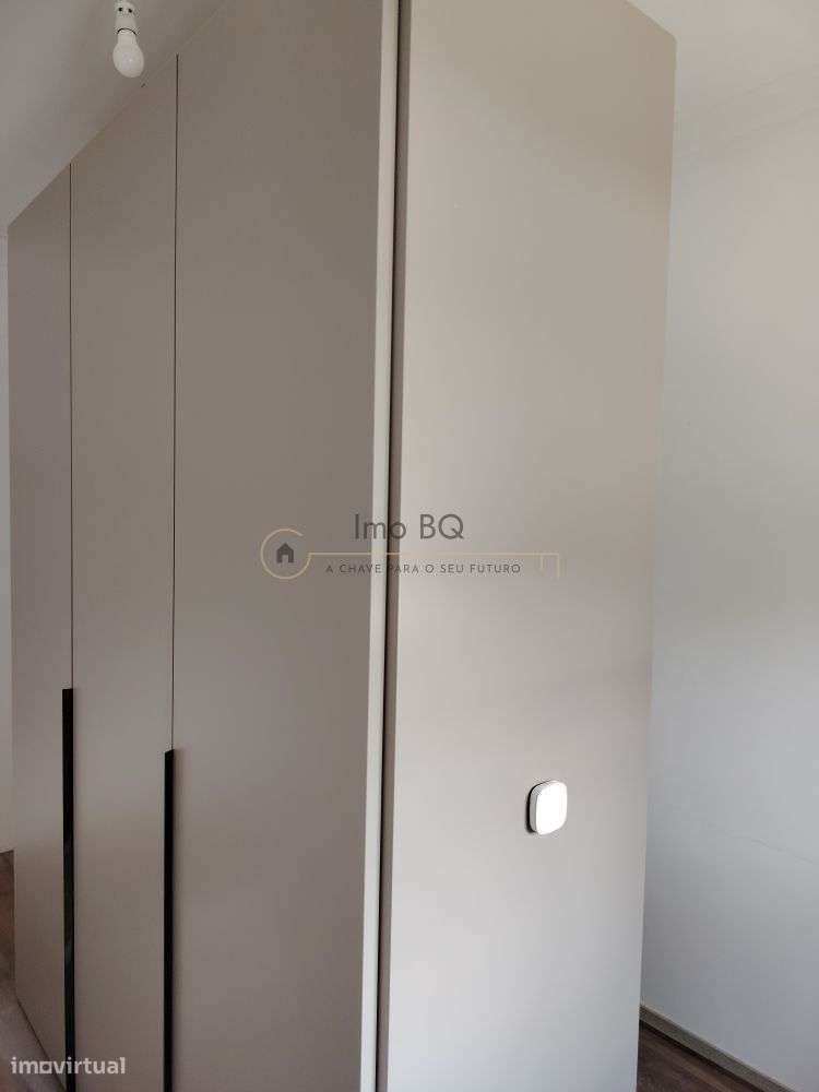 Apartamento T2 Renovado - Venteira-20