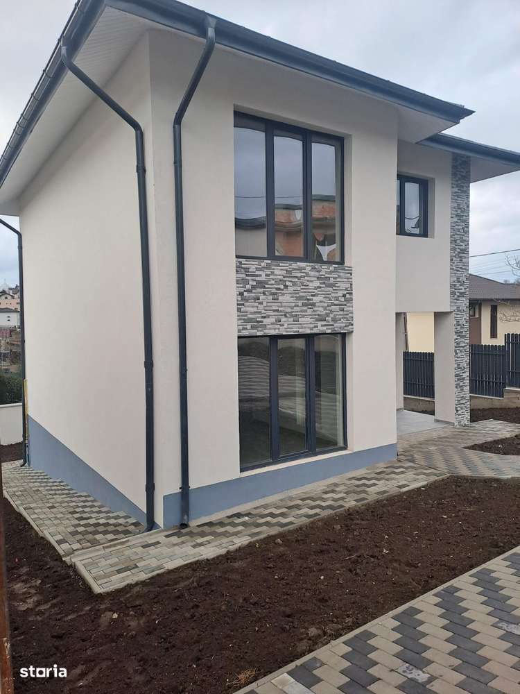 Casa 4 camere Bucium 169 000 euro-18