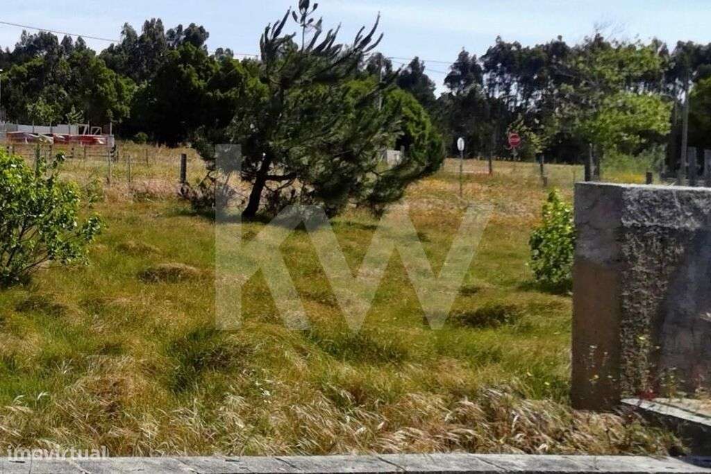 Lote PARA CONSTRUÇÃO | A 900 metros do mar! - Grande imagem: 4/12