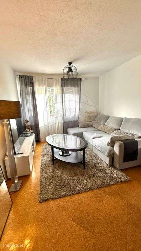Apartamento T2 para arrendamento - Grande imagem: 1/4