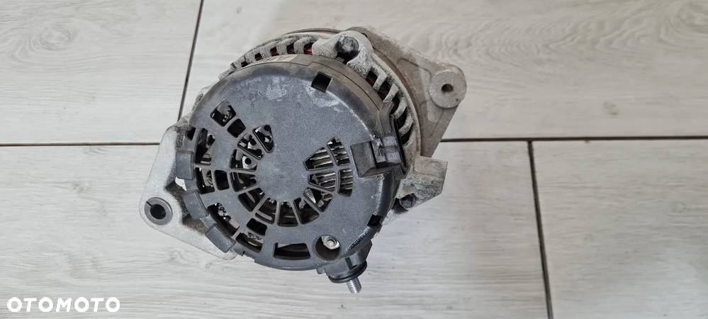 Chevrolet Captiva 2.4 Alternator - 9