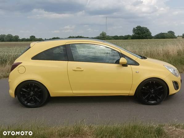 Opel Corsa 1.4 16V Color Edition - 3