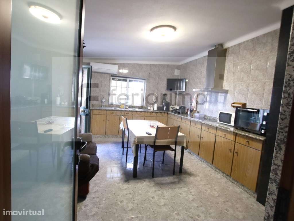 Espetacular Moradia Isolada T4-49