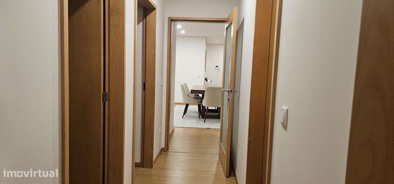 Apartamento Moderno T3 em Cesar-10