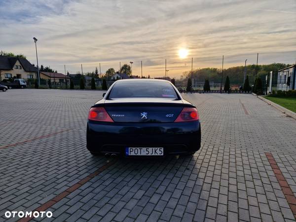 Peugeot 407 - 4