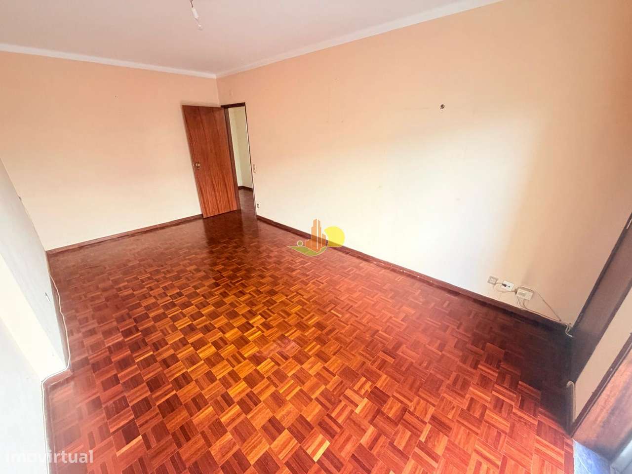 T4 com Garagem centro cidade-12