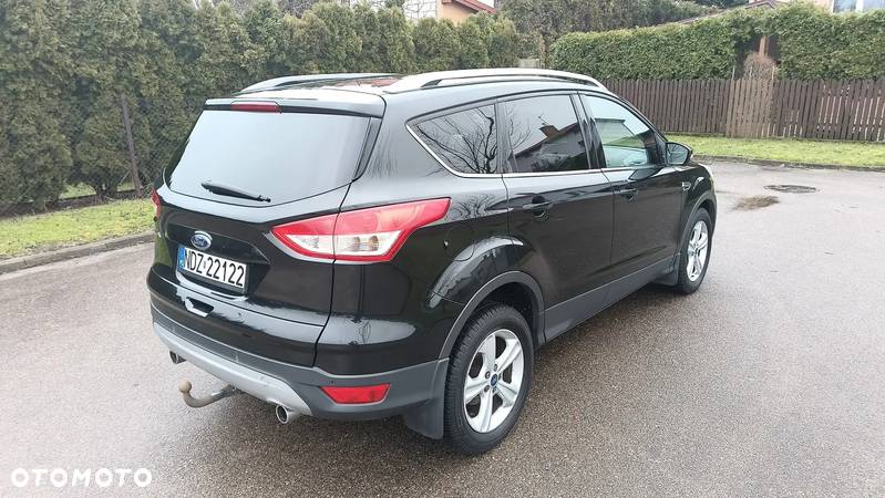 Ford Kuga 2.0 TDCi FWD Titanium - 6