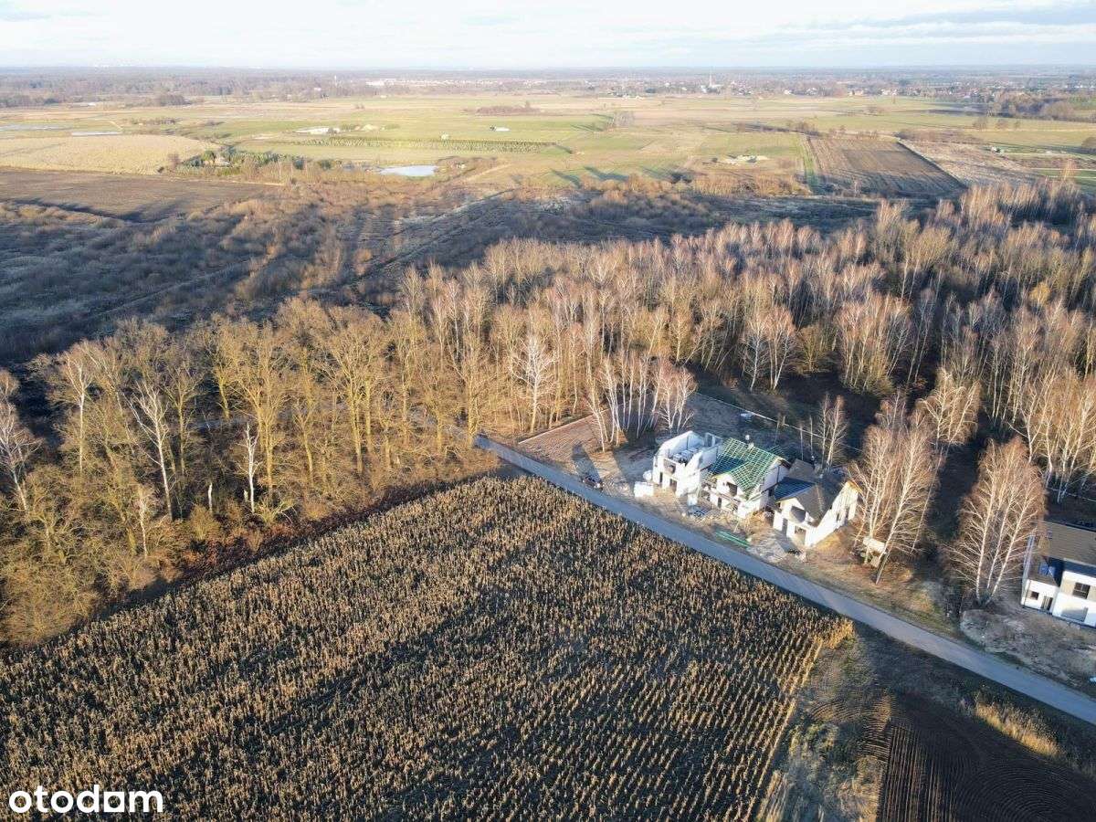 piękny dom w lesie, garaż , blisko Pkp-12