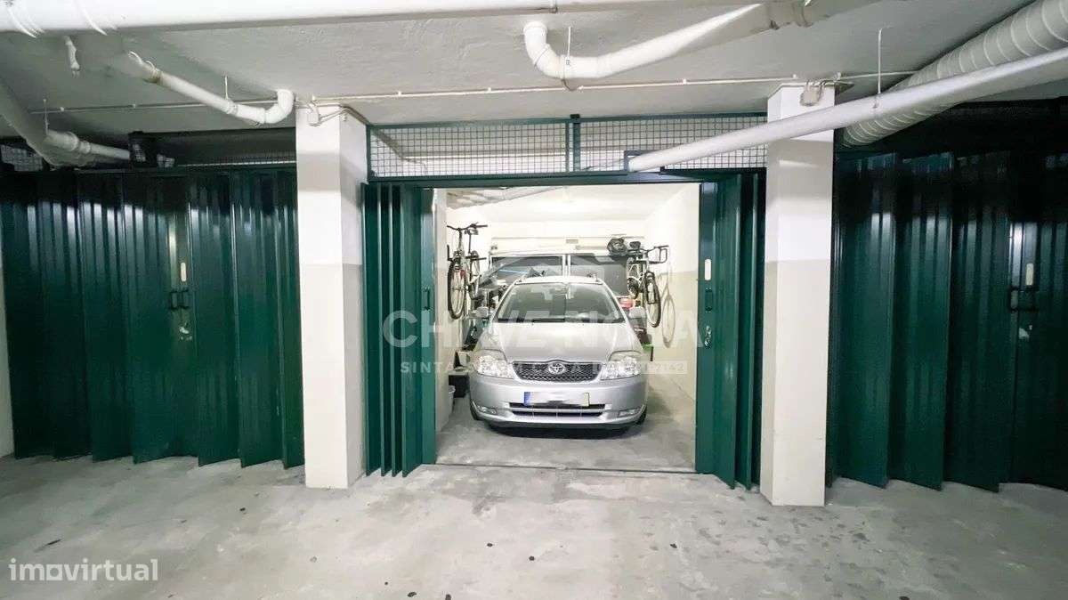 T2 novo com garagem e varanda em Gaia-35
