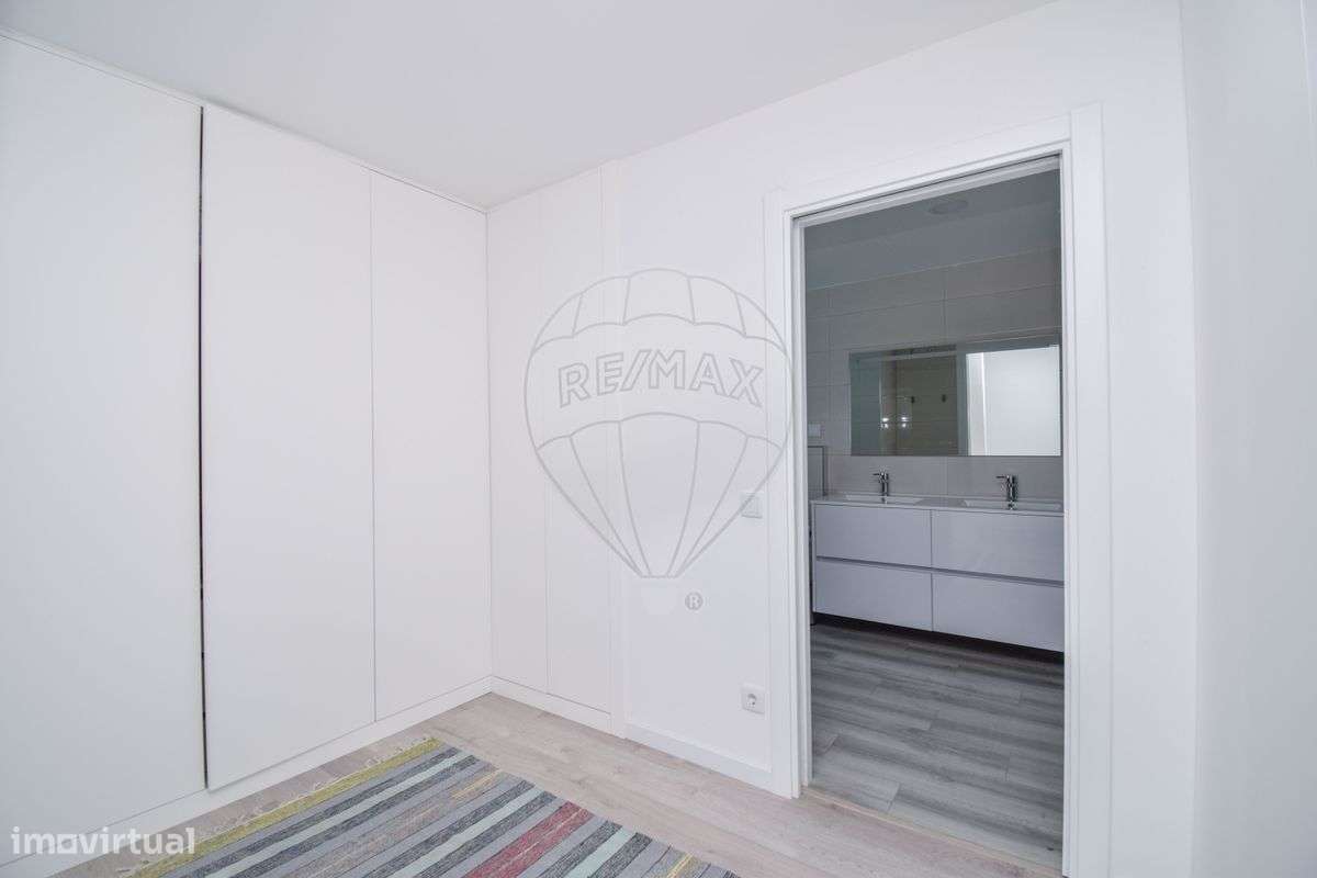 Moradia T5 para venda-29