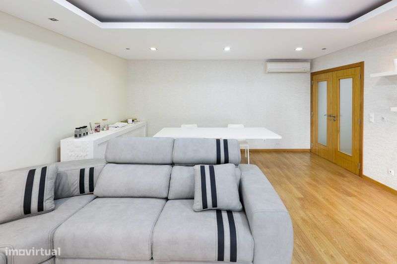 Vendo T3 nas colinas do cruzeiro - Grande imagem: 4/12