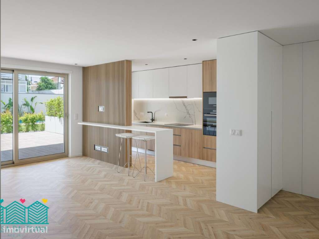 Apartamento T2 com Terraço na Praia da Barra - Grande imagem: 4/29