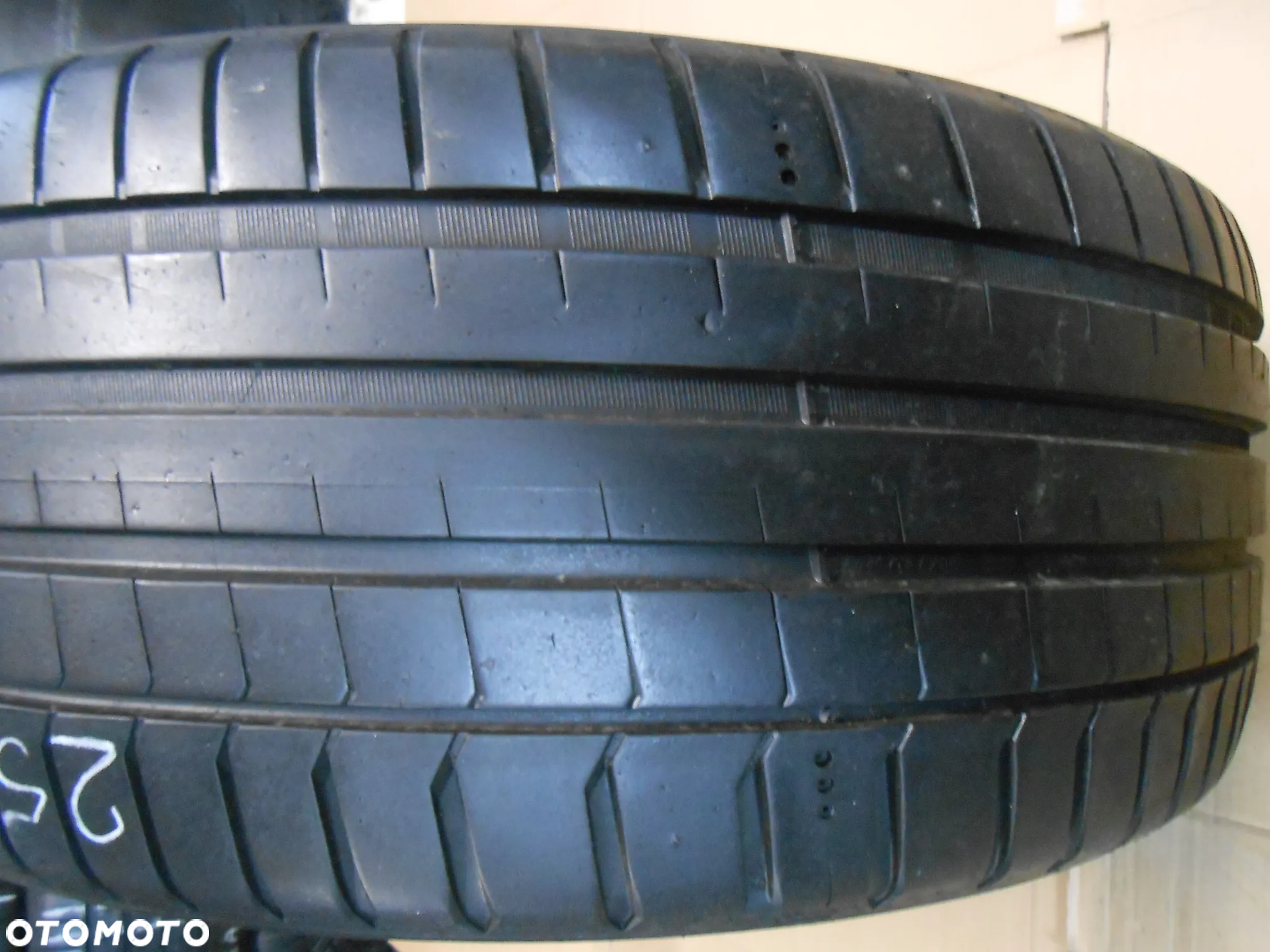 OPONA POJEDYNKA 255/40R19 MICHELIN PILOT SPORT 5 DOT 5122 7.5MM - 2