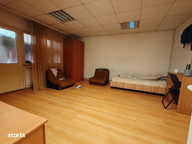 Apartament 4 camere Teilor(PS-uri), parter, 106 mp, centrala,fond 1991-2
