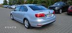 Volkswagen Jetta 1.2 TSI BMT Comfortline - 4