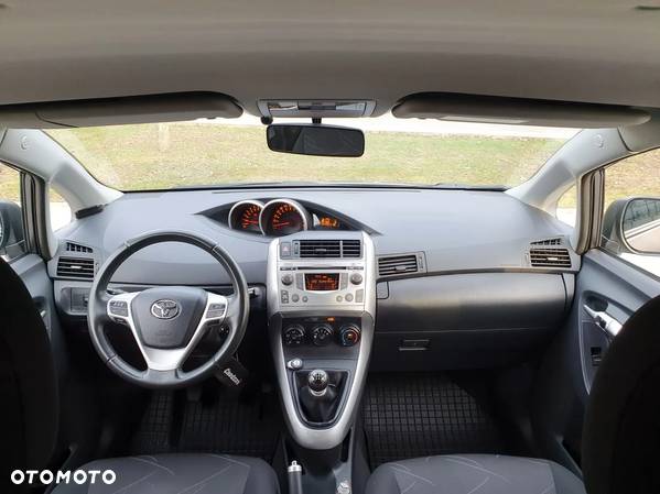 Toyota Verso 1.6 Sprint - 14