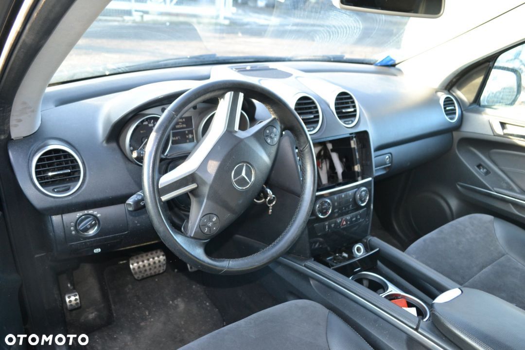 Konsola pasy airbag Mercedes Ml W164 Lift - 1