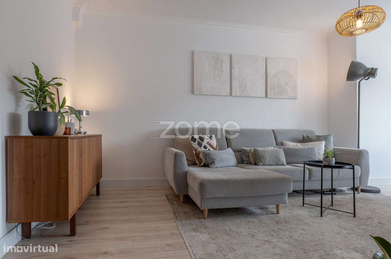 Apartamento T2 remodelado à venda, Venteira-13