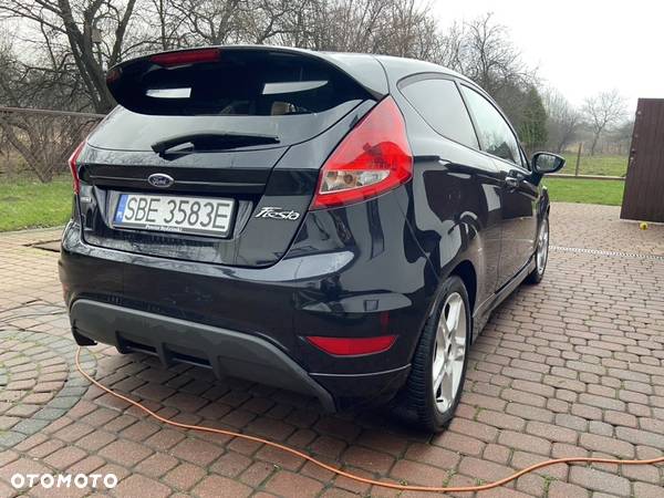 Ford Fiesta - 3