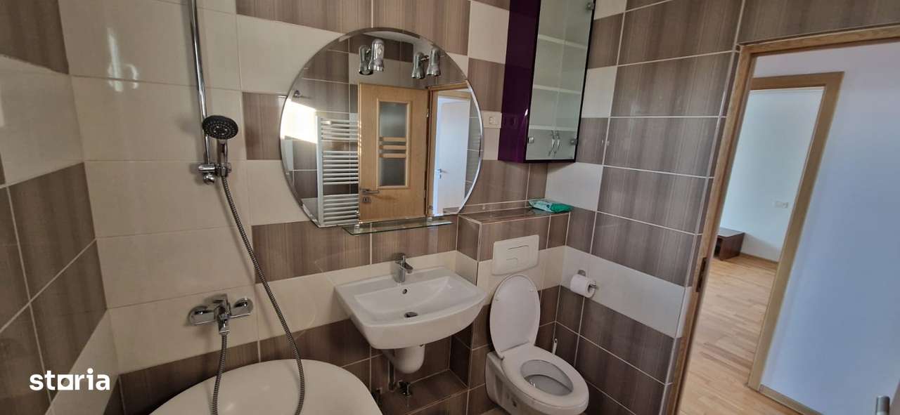 Apartament 4 camere, semidecomandat - Podu Roș-8