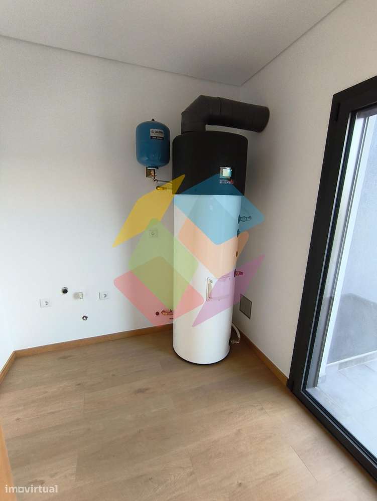 Moradia em Lobão, moderna, luminosa e pensada para o conforto da...-11